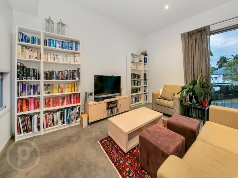 2 Kobada Street, Taringa QLD 4068