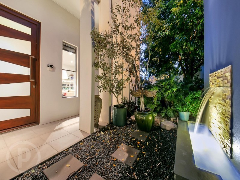 2 Kobada Street, Taringa QLD 4068