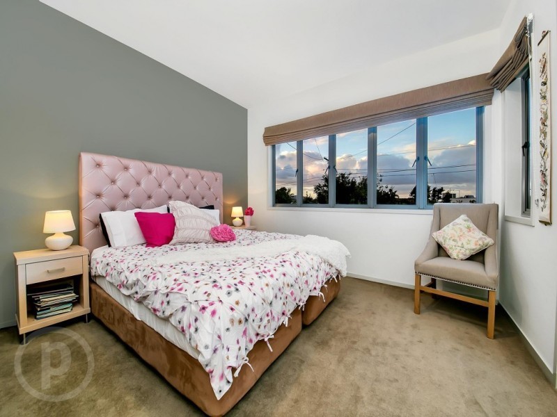 2 Kobada Street, Taringa QLD 4068