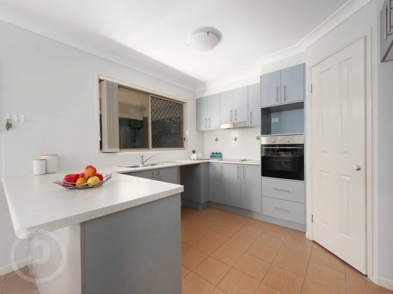 4 Susan Street, Camira QLD 4300