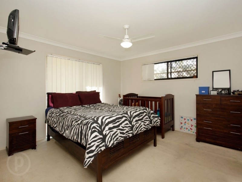 15 Oakmont Street, Oxley QLD 4075
