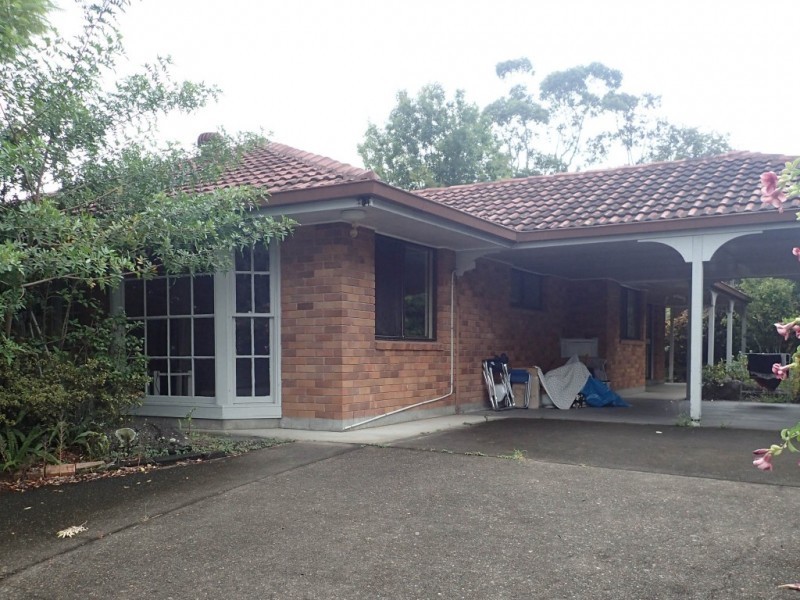 8 Kiandra Street,, Chapel Hill QLD 4069