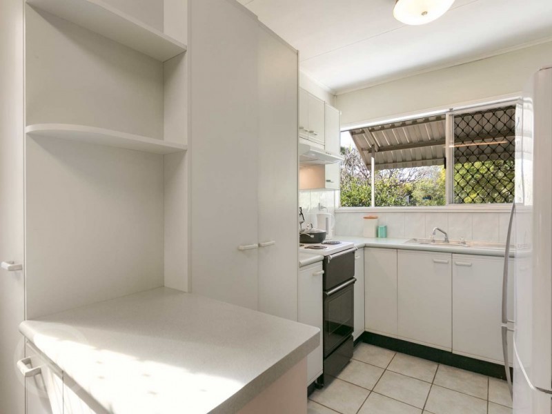 8 Muirlea Street, Oxley QLD 4075