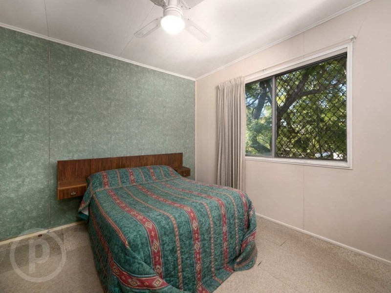 8 Muirlea Street, Oxley QLD 4075