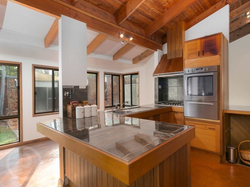 25 Duranta Street, Bellbowrie QLD 4070