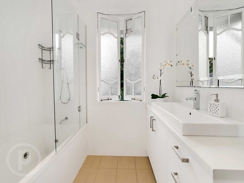 87 Primrose Street, Sherwood QLD 4075