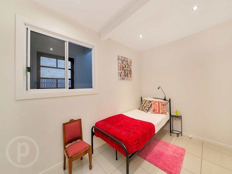 87 Primrose Street, Sherwood QLD 4075