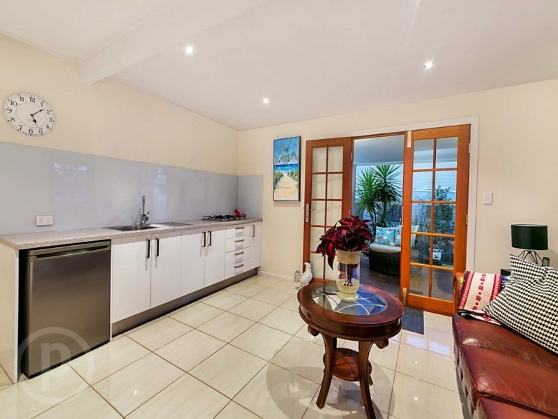 87 Primrose Street, Sherwood QLD 4075
