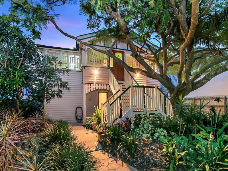 14 David Street, Tennyson QLD 4105