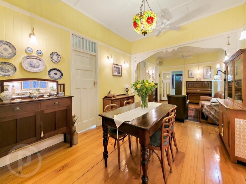 14 David Street, Tennyson QLD 4105