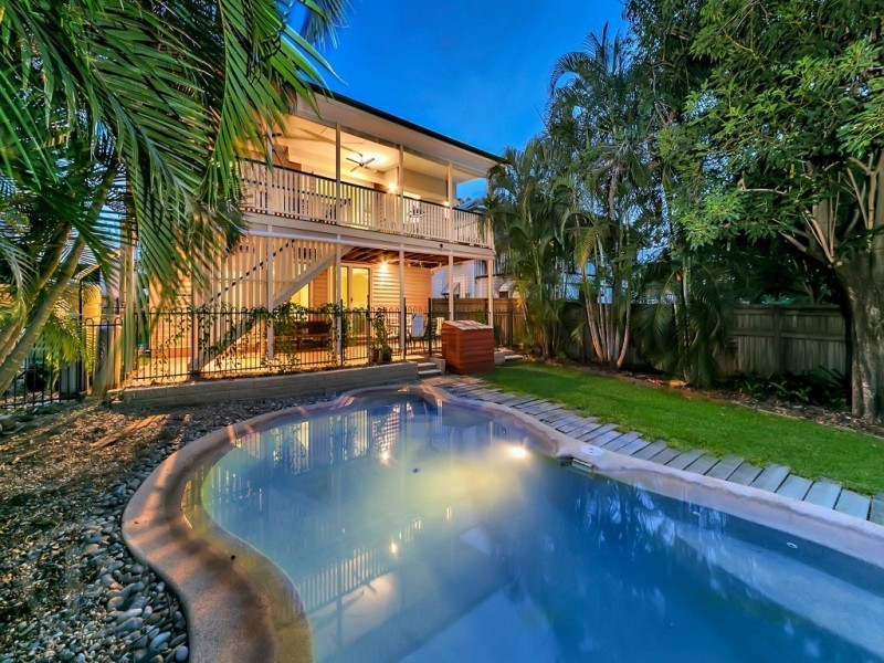 14 David Street, Tennyson QLD 4105