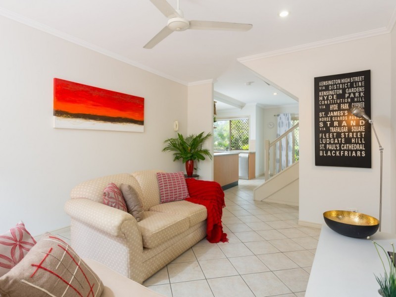 6/62 Leicester Street, Coorparoo QLD 4151