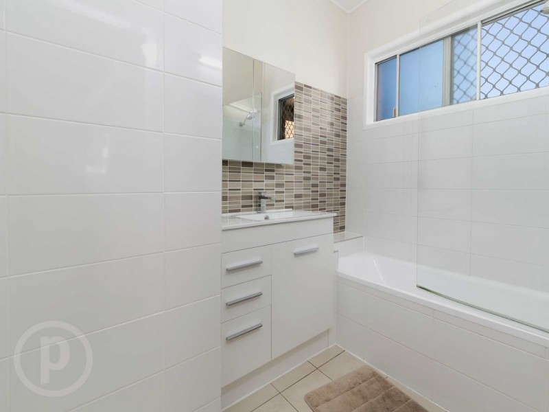 79 Muirlea Street, Oxley QLD 4075