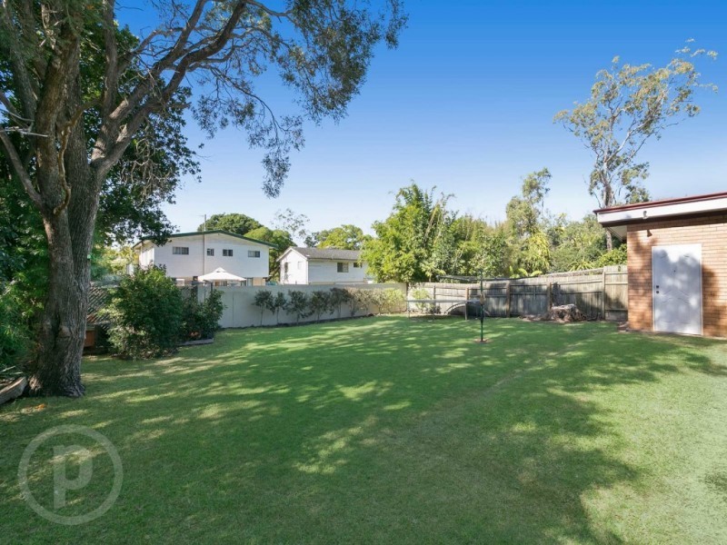 79 Muirlea Street, Oxley QLD 4075
