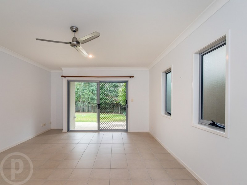 60 Borden Street, Sherwood QLD 4075