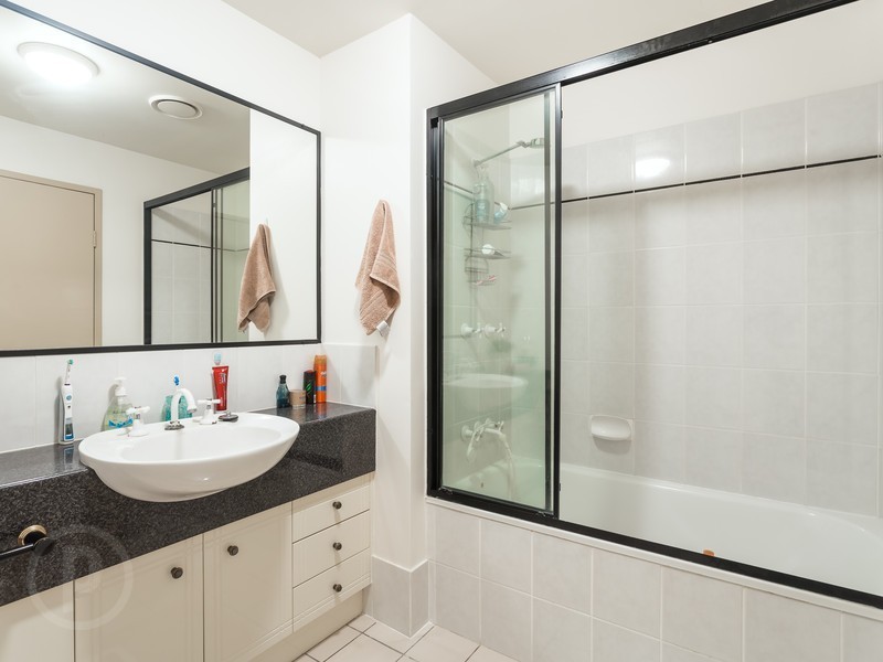 6/58 Swann Road, Taringa QLD 4068