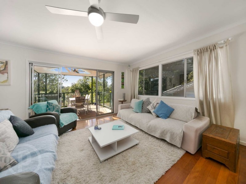 13 Aberfeldy Street, Kenmore QLD 4069