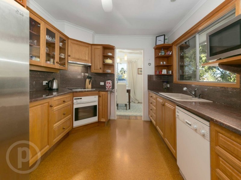 13 Aberfeldy Street, Kenmore QLD 4069