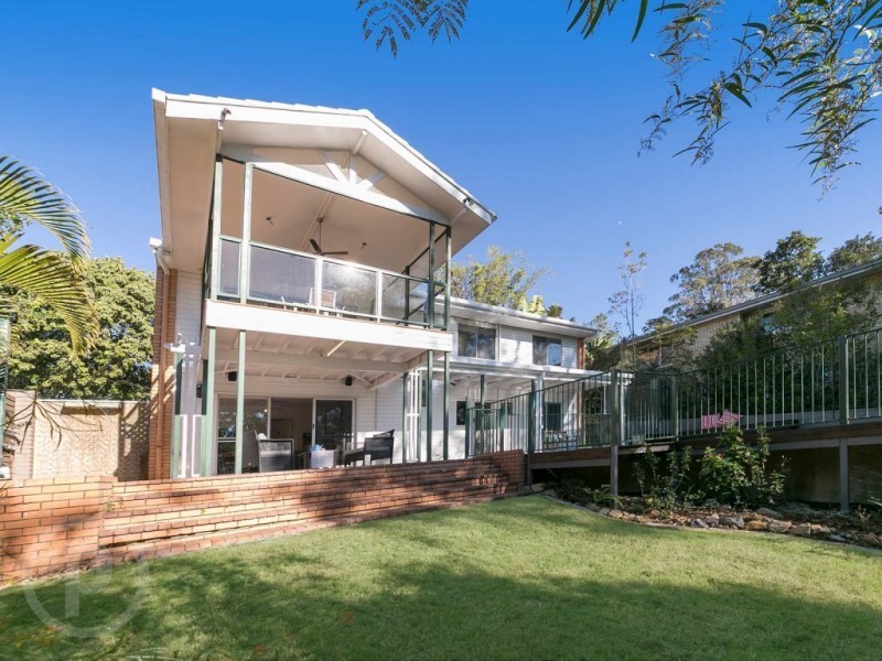 13 Aberfeldy Street, Kenmore QLD 4069