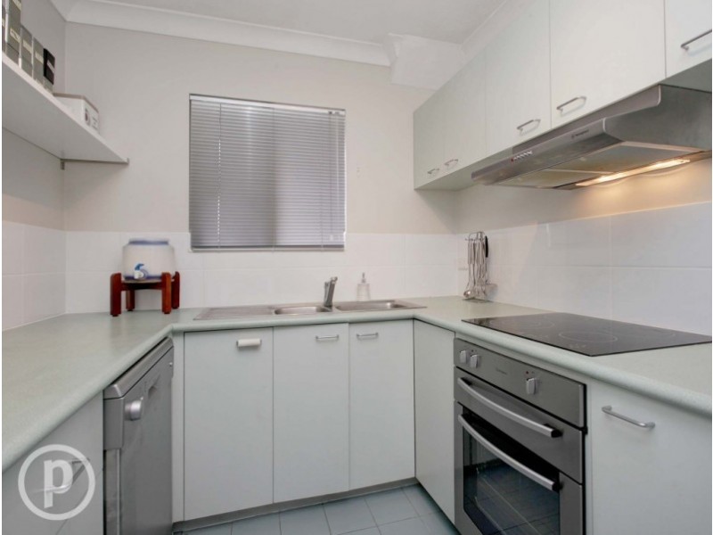 2/434 Oxley Road, Sherwood QLD 4075