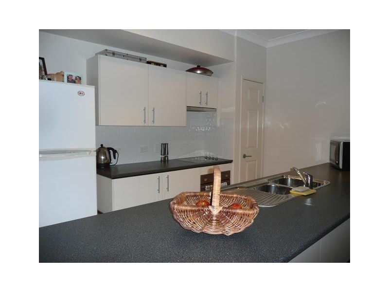 28 Premier Street, Oxley QLD 4075