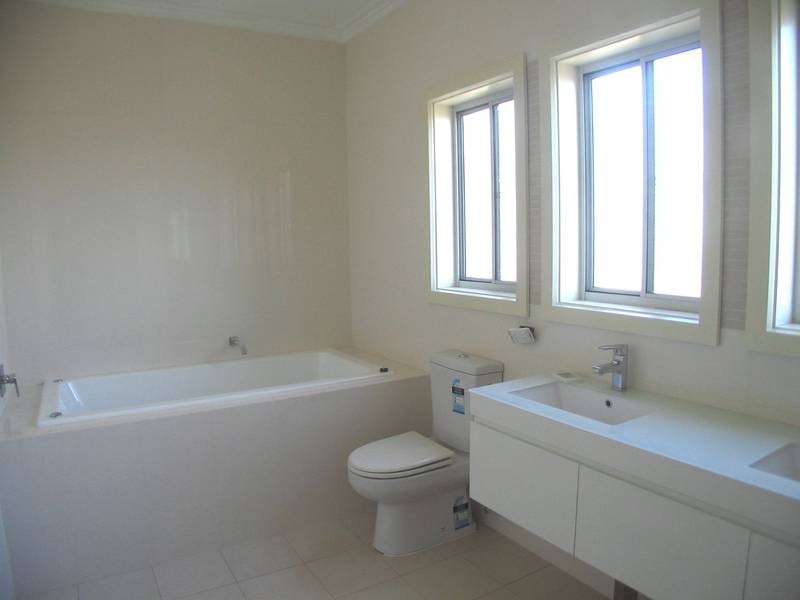 5 Clegowie Street, West Beach SA 5024