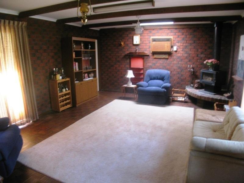 4 Drysdale Court, West Lakes Shore SA 5020