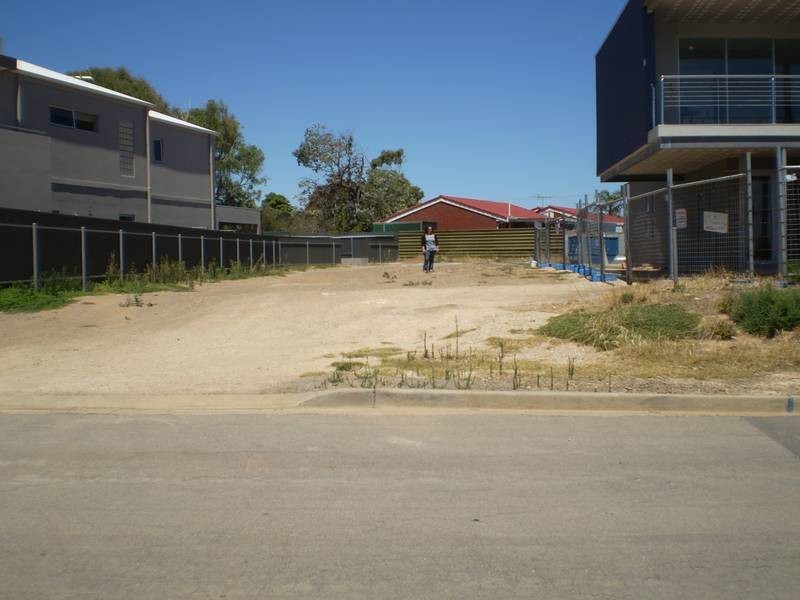 18 Francis Street, O’sullivan Beach SA 5166