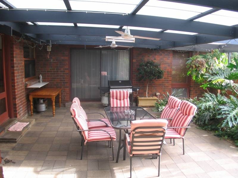 5 Sandra Place, Grange SA 5022