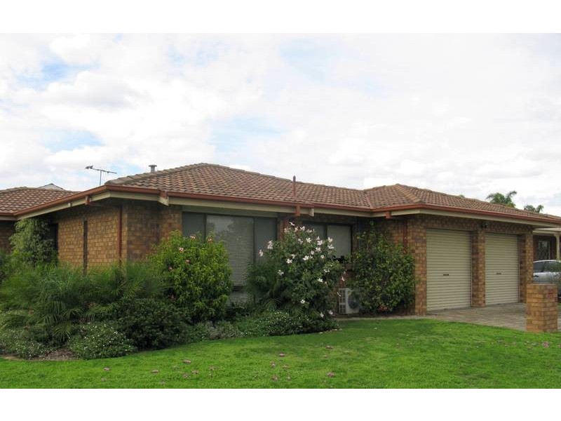 2/17 Waikiki Court, West Lakes SA 5021