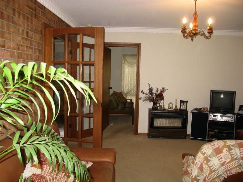 2/17 Waikiki Court, West Lakes SA 5021