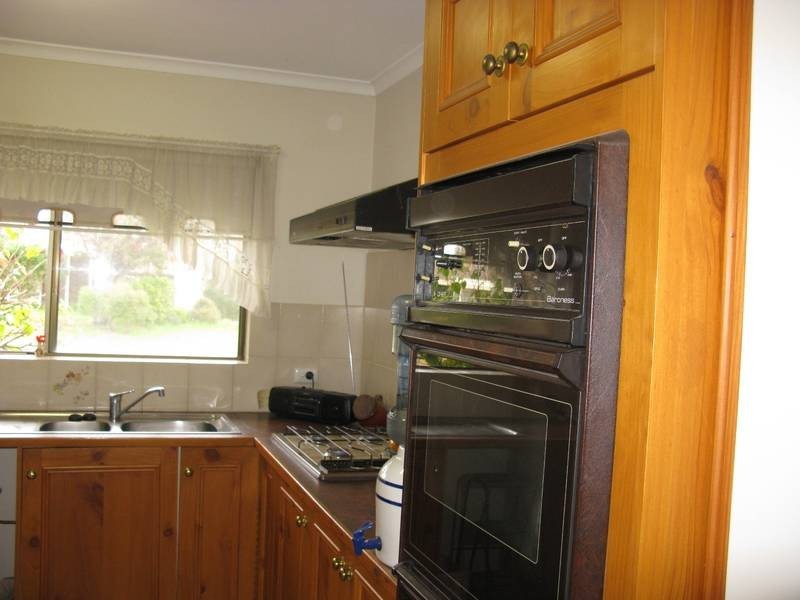 2/17 Waikiki Court, West Lakes SA 5021