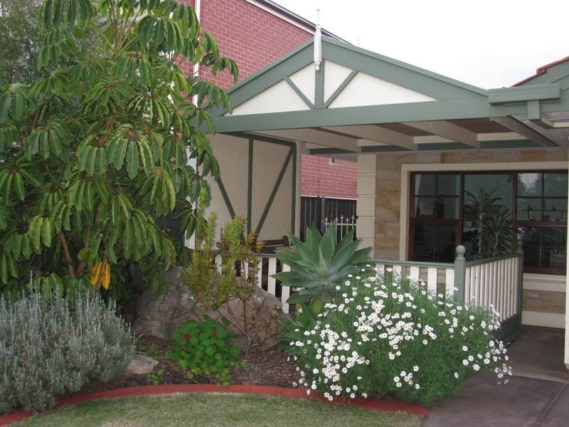 31 Surrey Street, Grange SA 5022