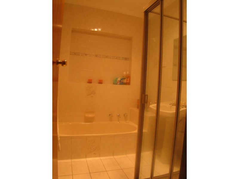 31 Surrey Street, Grange SA 5022