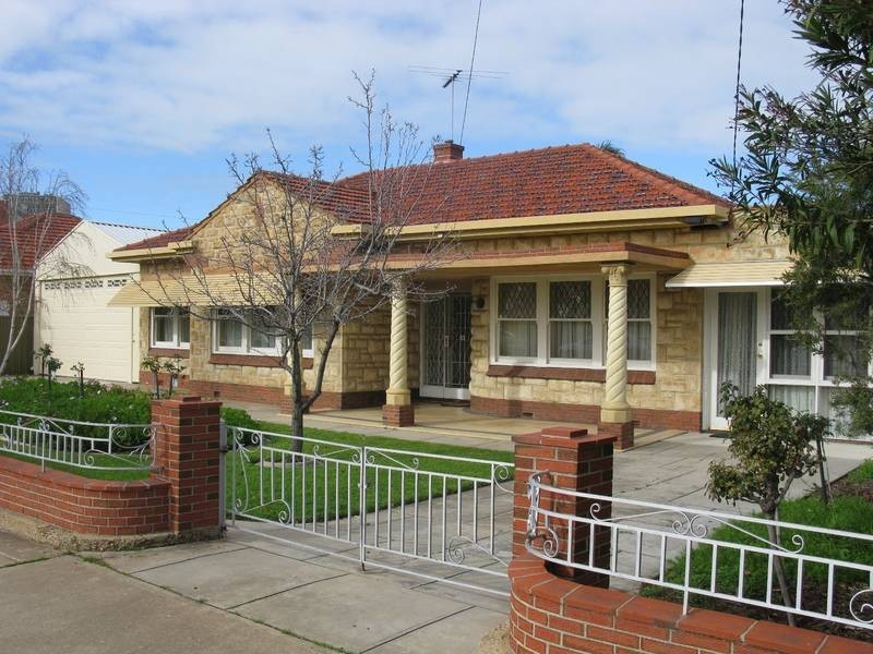 3 Holden Ave, Woodville West SA 5011