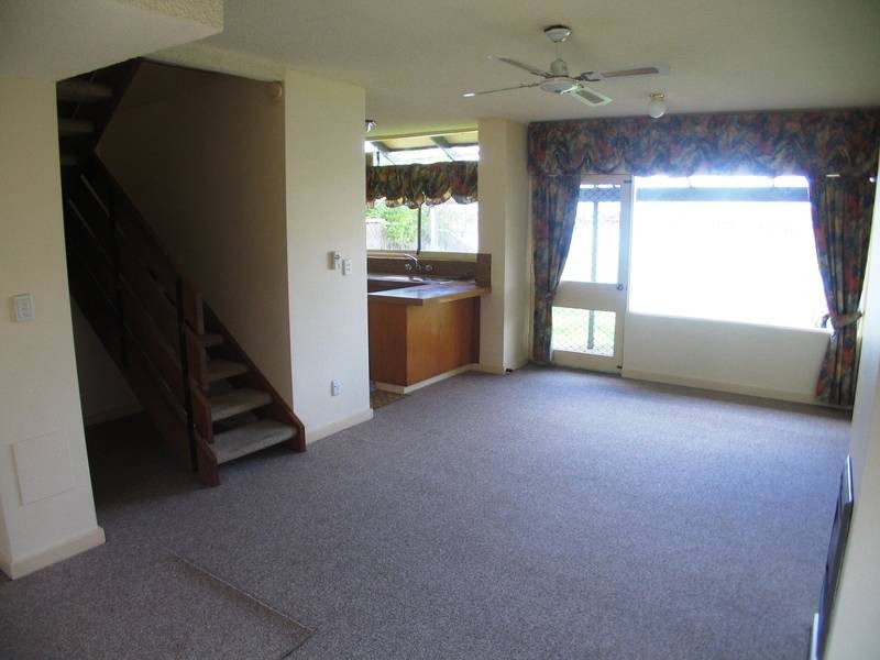 9/41 Lochside Drive, West Lakes SA 5021