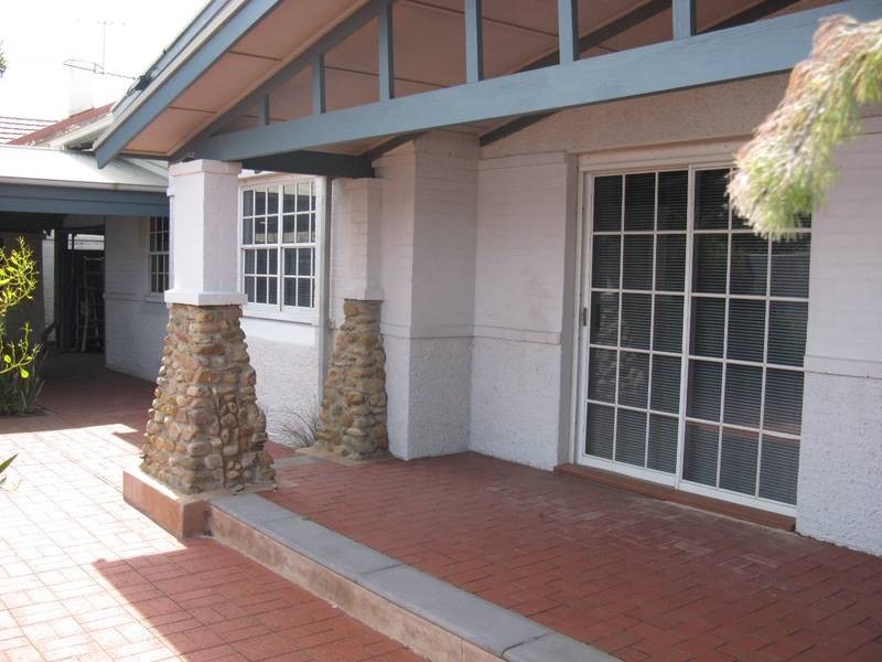 382 Seaview Road, Henley Beach SA 5022