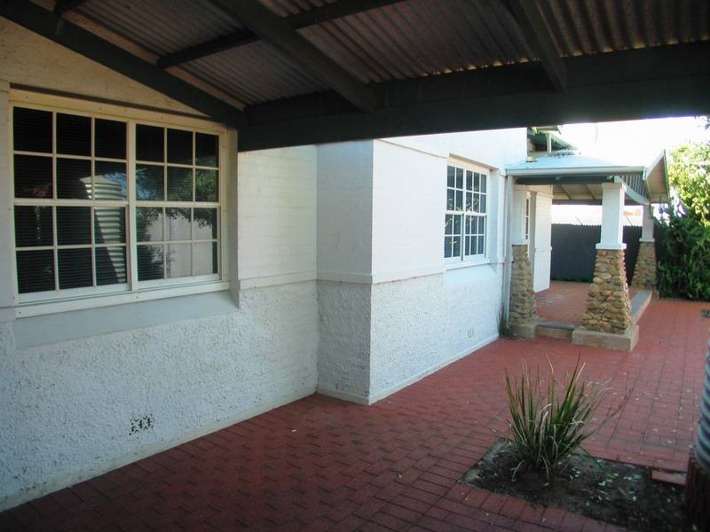 382 Seaview Road, Henley Beach SA 5022