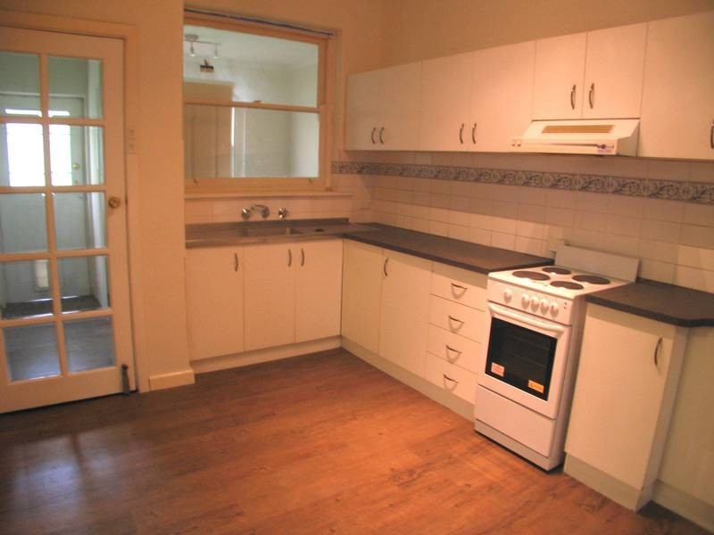 4 Fitzgerald Ave, Enfield SA 5085