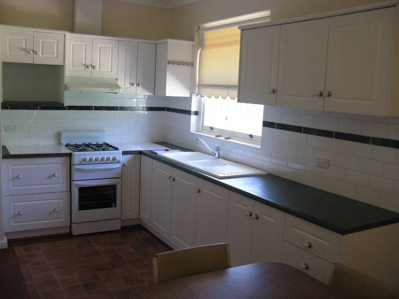 8 Hobart Road, Henley Beach South SA 5022