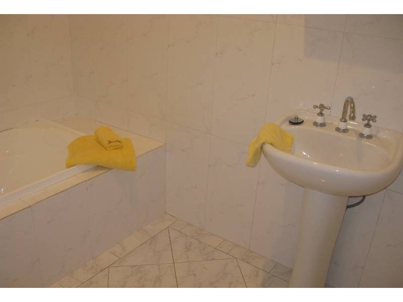 33 Ivey Street, Ottoway SA 5013