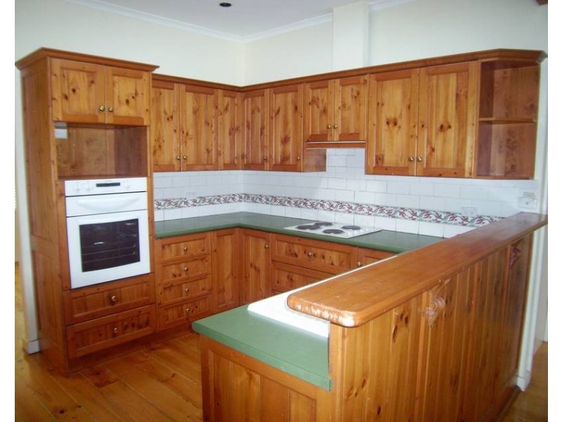 8 Joan Ave, Glengowrie SA 5044