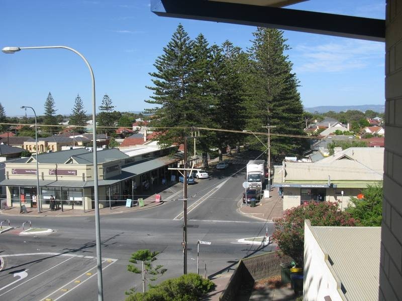 15/582 Seaview Road, Grange SA 5022
