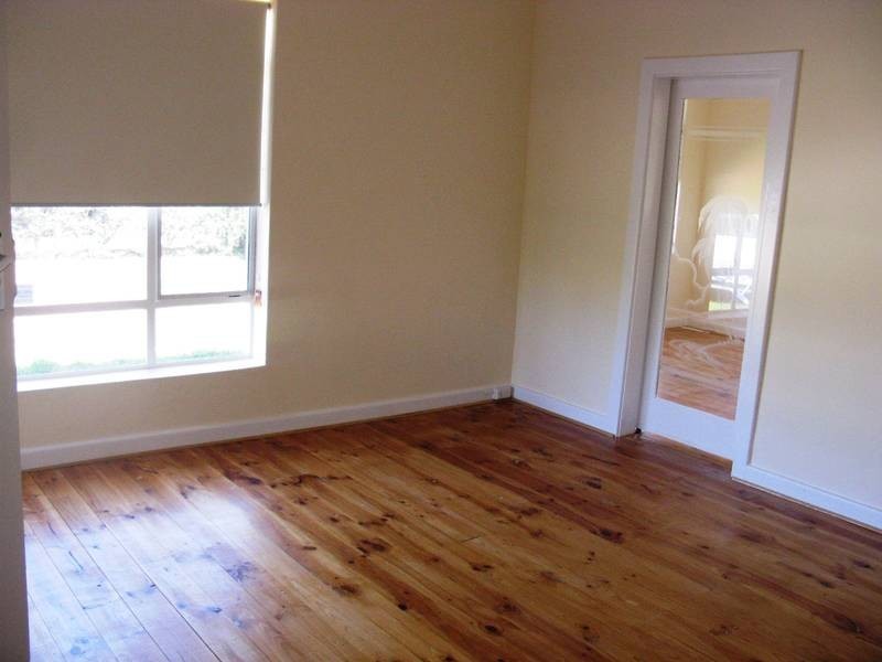 2 Mitton Ave, Henley Beach SA 5022