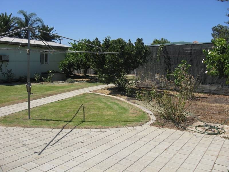 22 Second Avenue, Seaton SA 5023