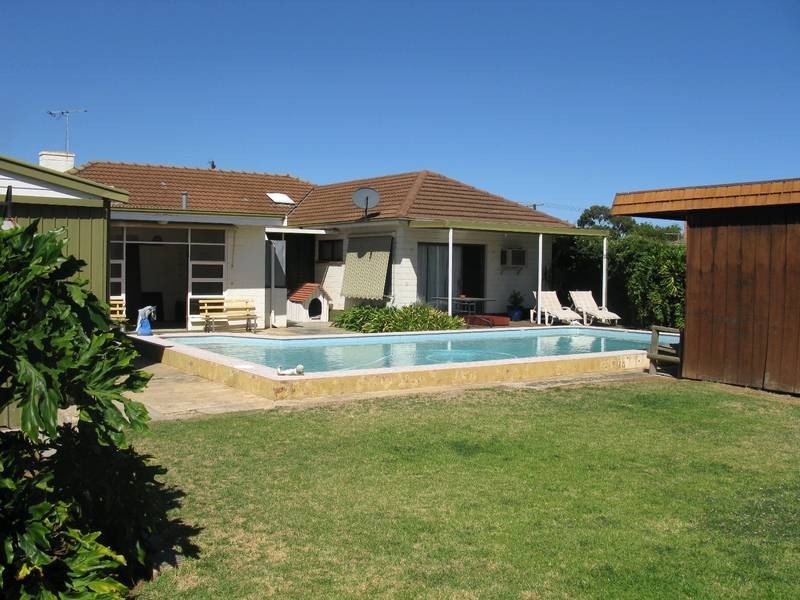 36 Lucerne Grove, Findon SA 5023