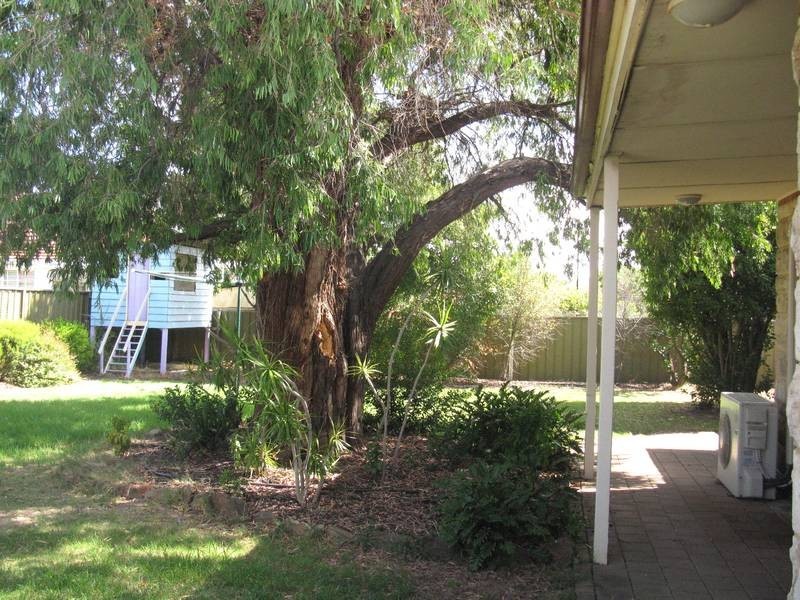 8 Joan Ave, Glengowrie SA 5044