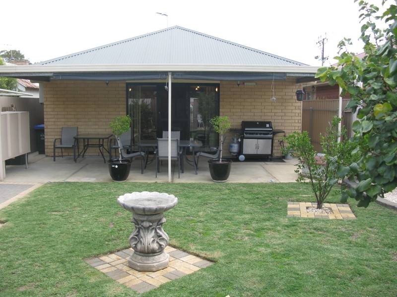 339A Tapleys Hill Road, Seaton SA 5023