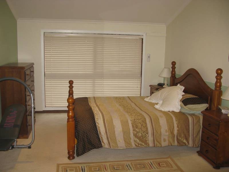 12 Stone Rd, Happy Valley SA 5159