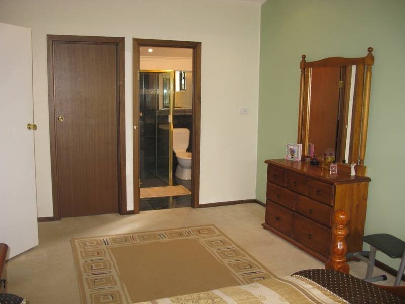 12 Stone Rd, Happy Valley SA 5159
